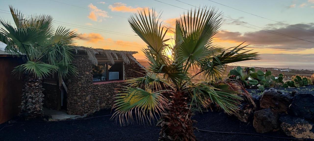 Gemuetliche Holzjurte La Asomada Lanzarote Apartment Tías Екстериор снимка