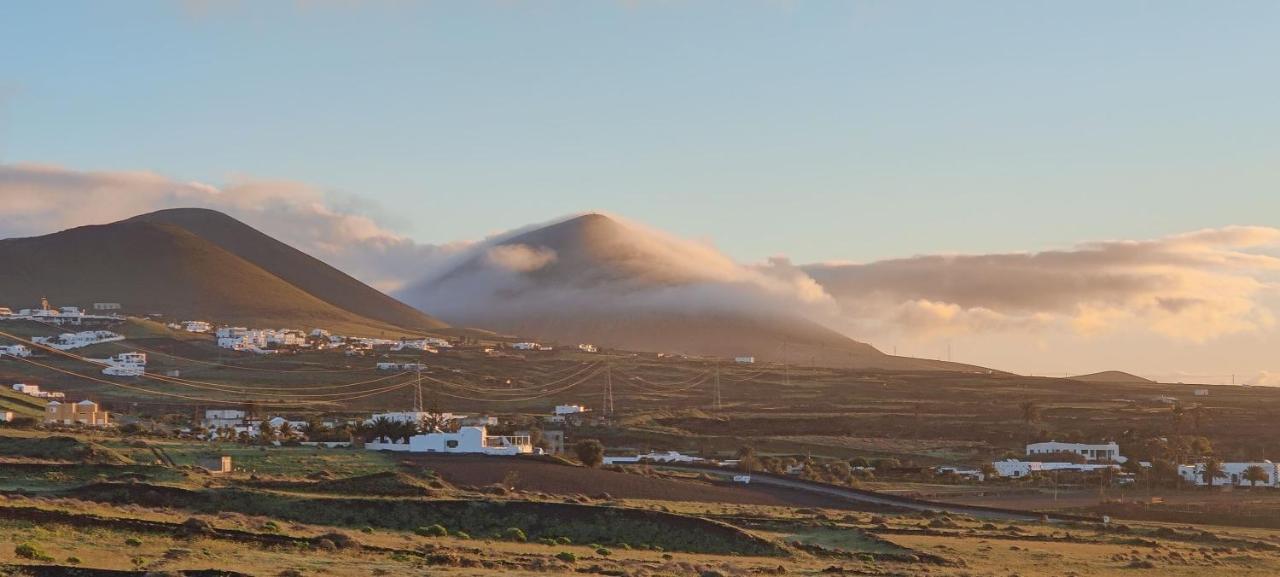 Gemuetliche Holzjurte La Asomada Lanzarote Apartment Tías Екстериор снимка